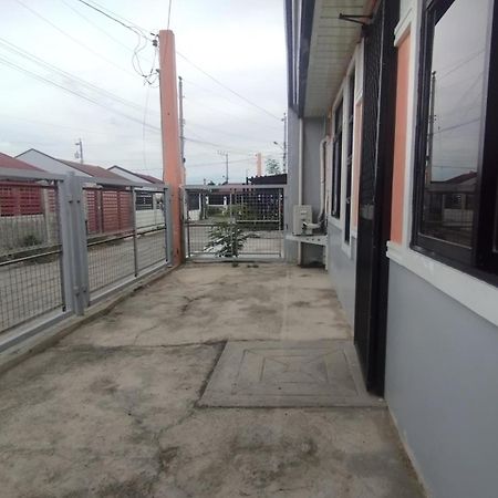 2 Bedroom House At Deca Homes Talomo Davao Exterior photo